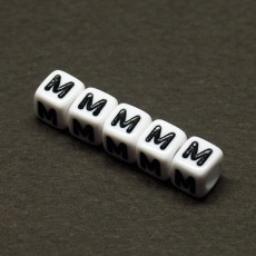 이니셜큐브 6mm(M) - 100개